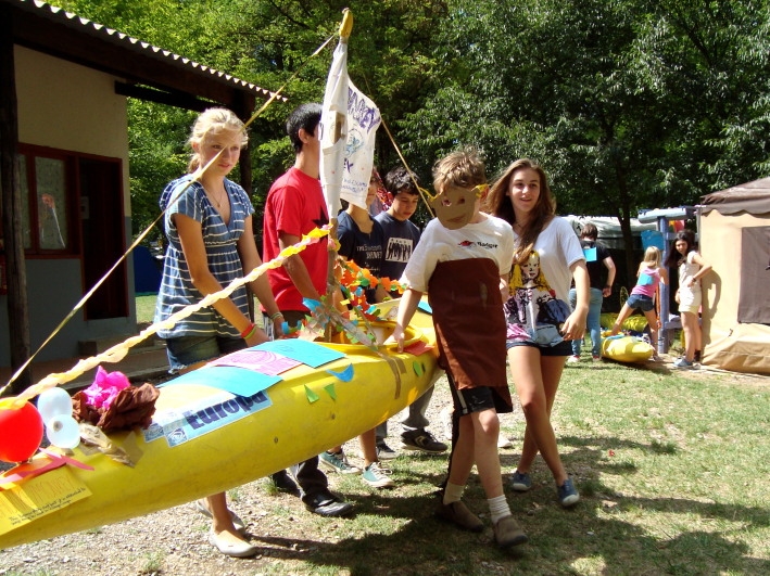 Village Camps International Summer Camp Ard&egrave;che, France 2019-07-26 https://www.villagecamps.com/journals_admin/images/297--July 24 133420080327.jpg